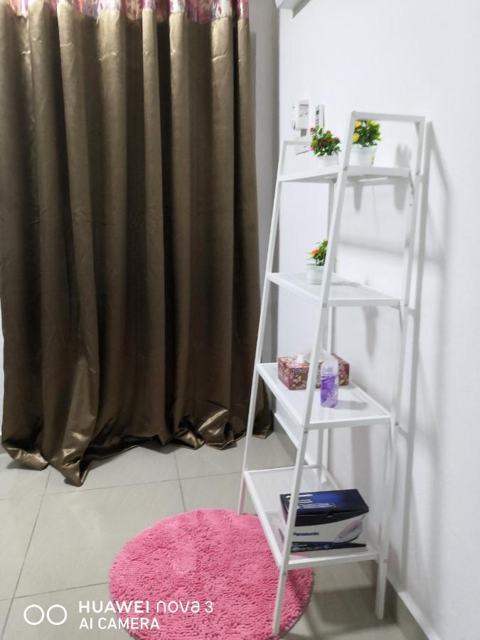 Abah 2 Room Homestay Pasir Gudang Luaran gambar