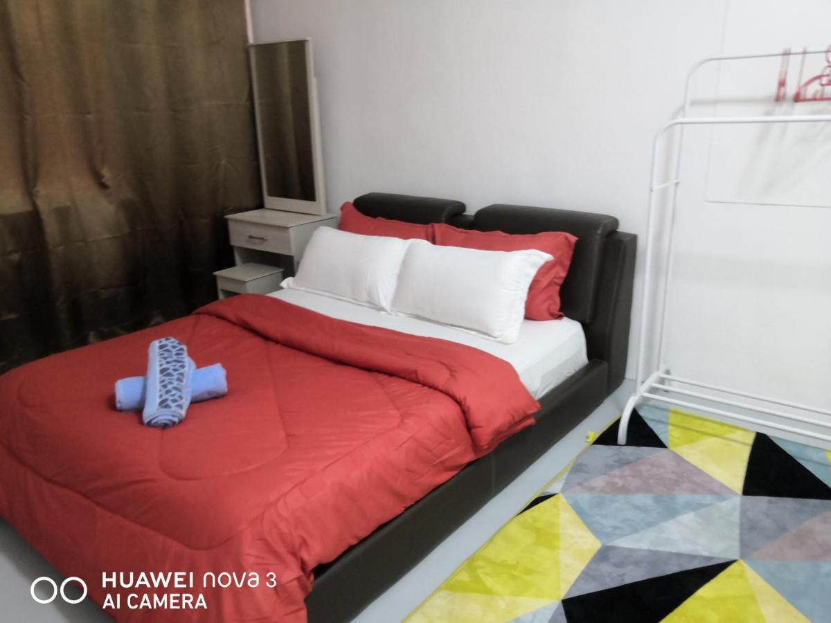 Abah 2 Room Homestay Pasir Gudang Luaran gambar